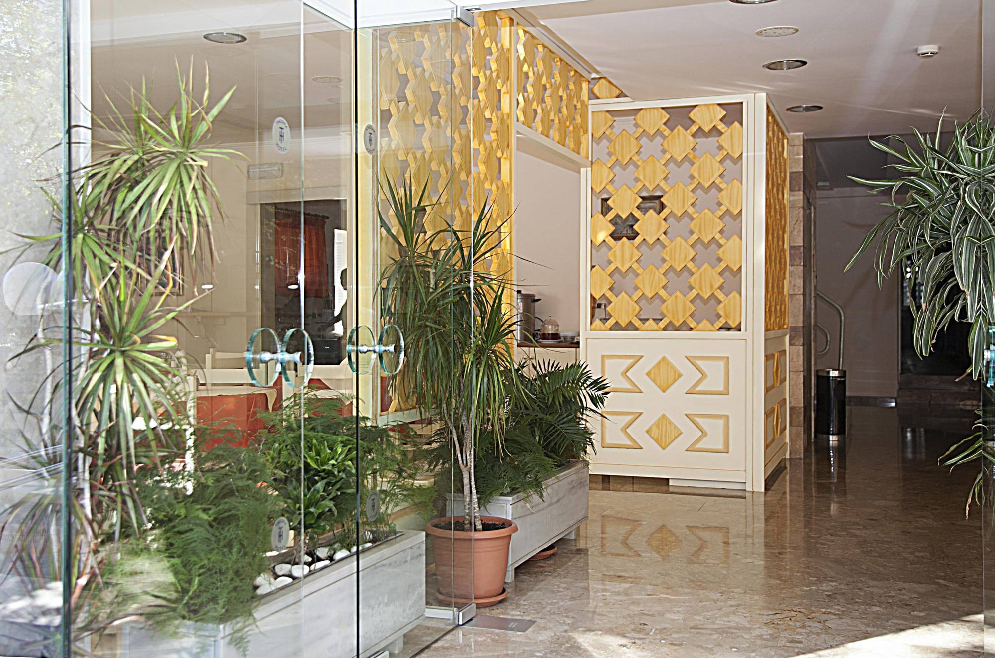 Theonia Hotel Kos Town Exterior photo
